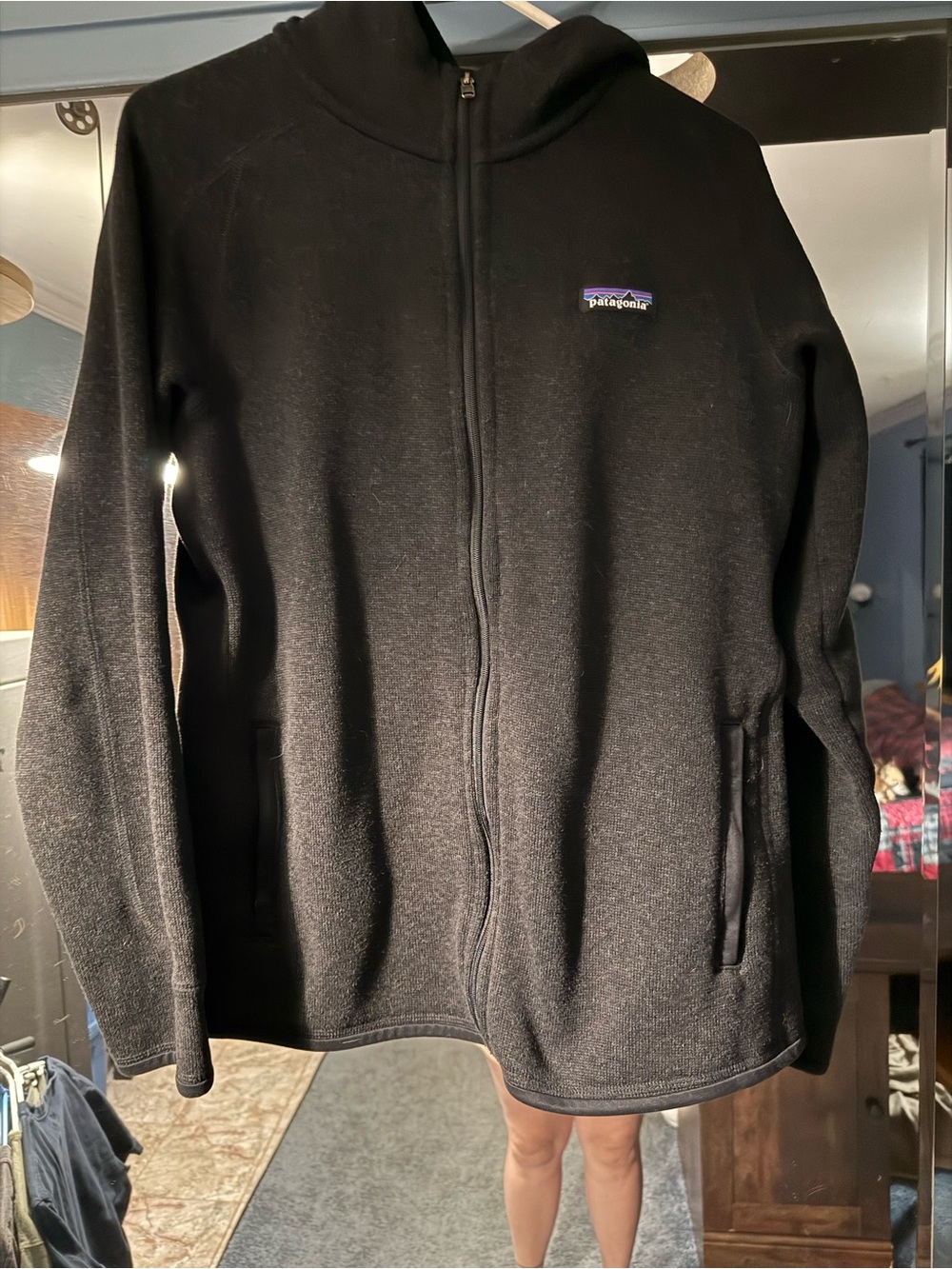 Patagonia Woman’s Black Full-Zip hooded Better Sweater